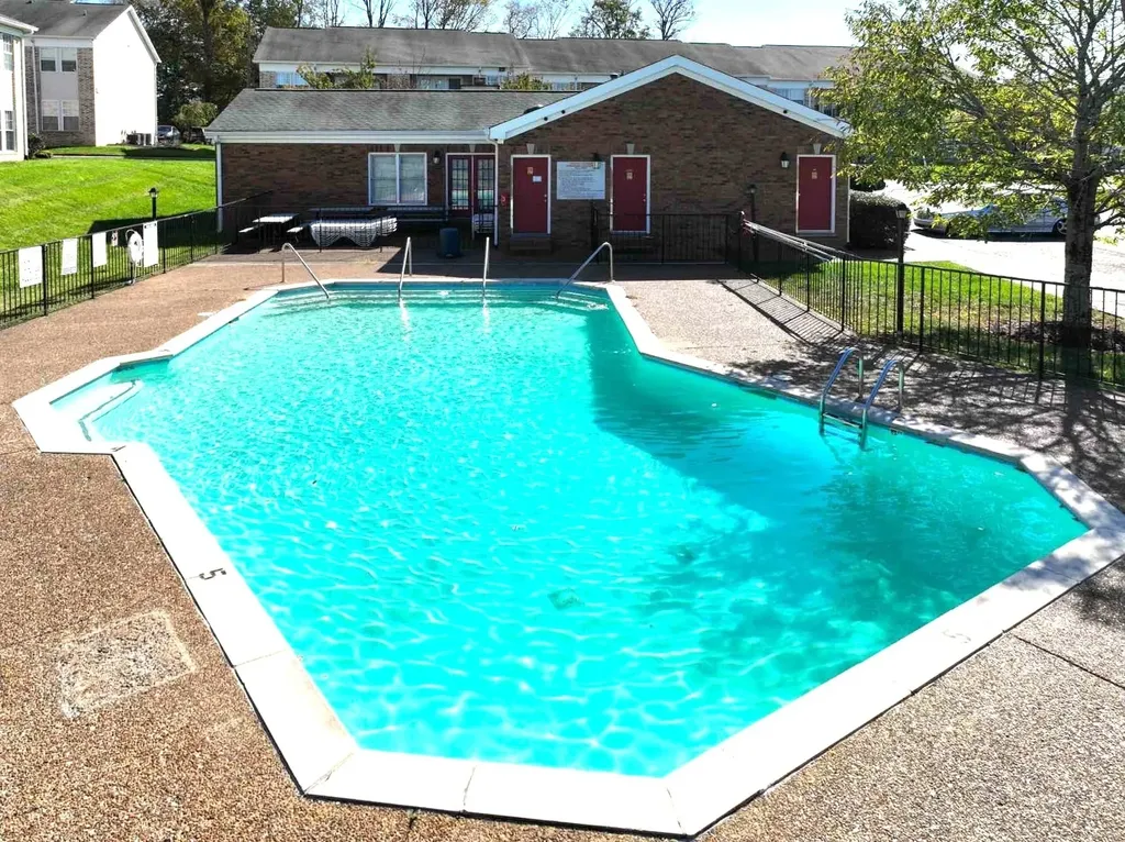 910 Churchill Crossing Madison TN 37115