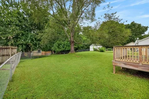 356 Erie Drive Clarksville TN 37040