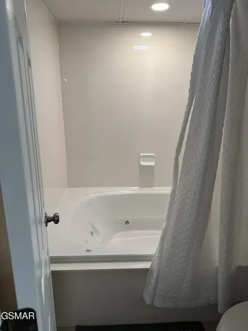 205 Ogle Drive Pigeon Forge TN 37863