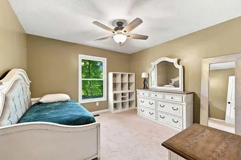 9302 Rockshire Lane Chattanooga TN 37421