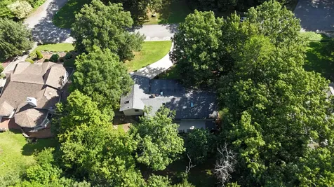 9302 Rockshire Lane Chattanooga TN 37421