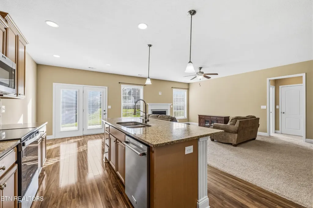 1731 Sawgrass Road Knoxville TN 37922