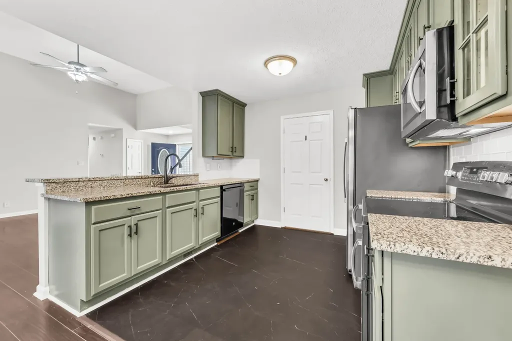 1641 Cedar Springs Circle Clarksville TN 37042