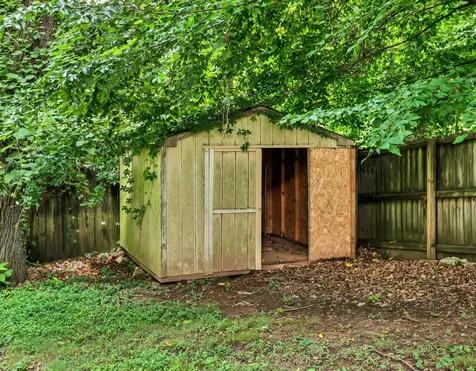 1641 Cedar Springs Circle Clarksville TN 37042