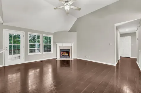1641 Cedar Springs Circle Clarksville TN 37042
