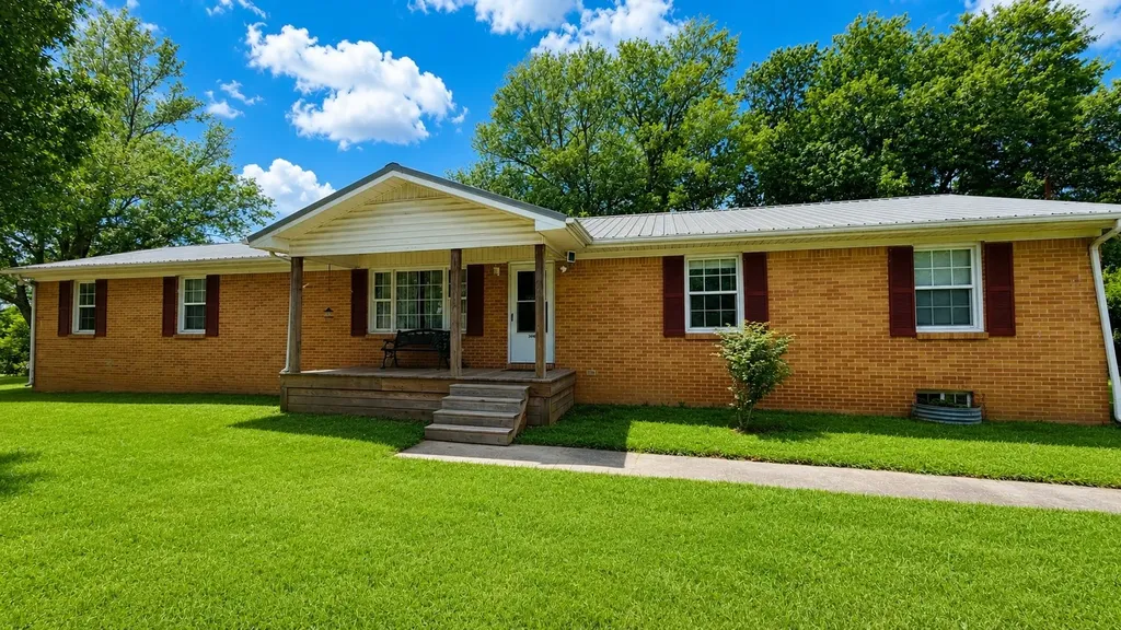 3040 Mcminnville Highway Smithville TN 37166