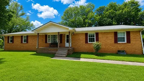 3040 Mcminnville Highway Smithville TN 37166