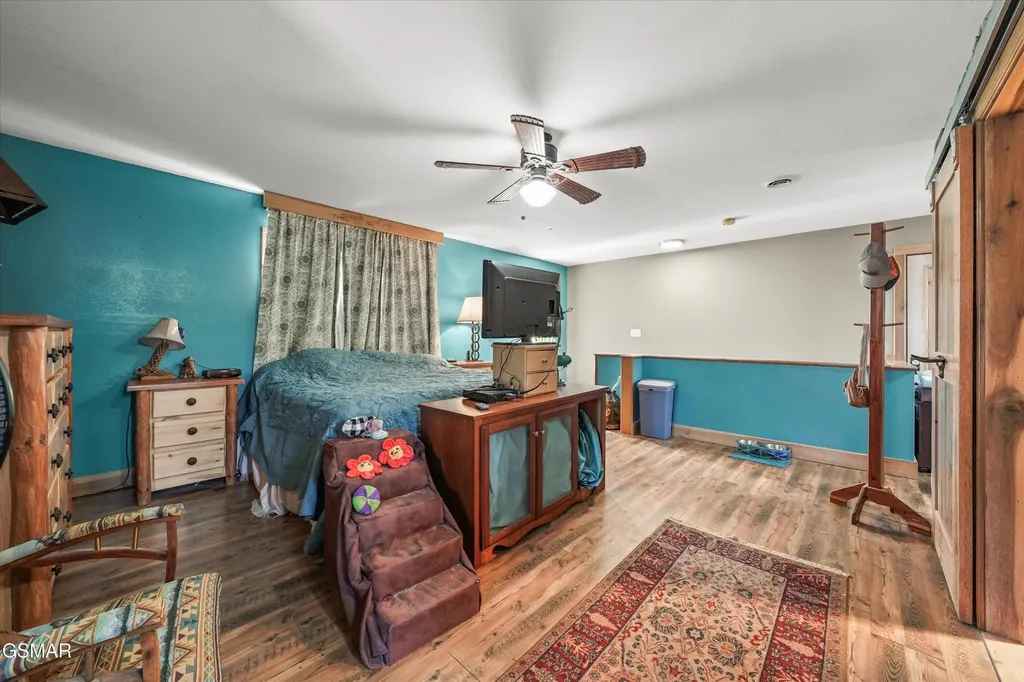 2501 Valley View Road Dandridge TN 37725