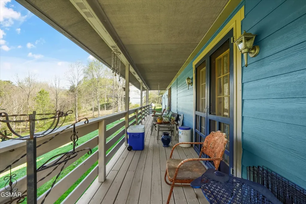 2501 Valley View Road Dandridge TN 37725