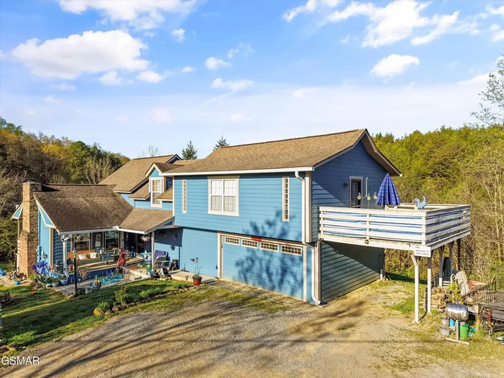 2501 Valley View Road Dandridge TN 37725