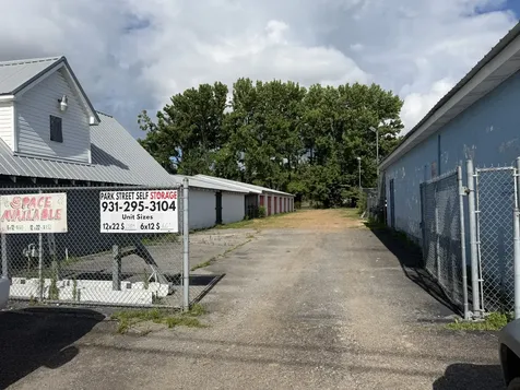 241 N Park Street Hohenwald TN 38462