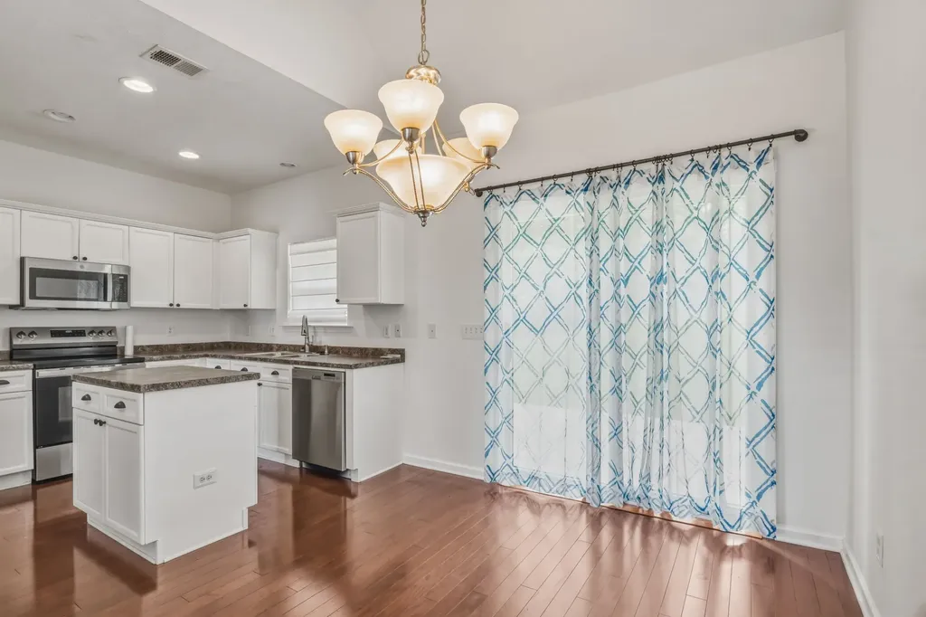 725 Sandbury Pt, N Antioch TN 37013