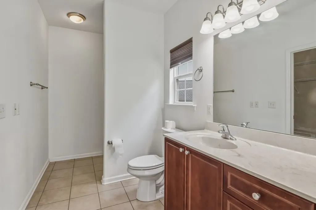 725 Sandbury Pt, N Antioch TN 37013