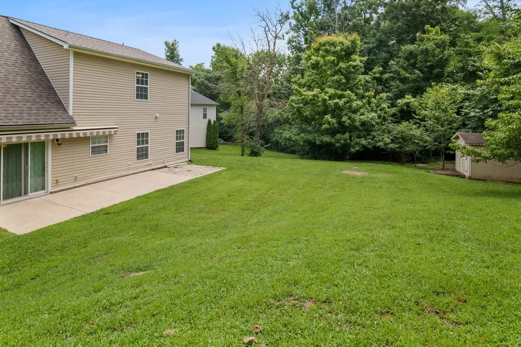 725 Sandbury Pt, N Antioch TN 37013