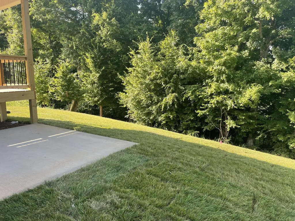 562 Pongracz Way Clarksville TN 37042
