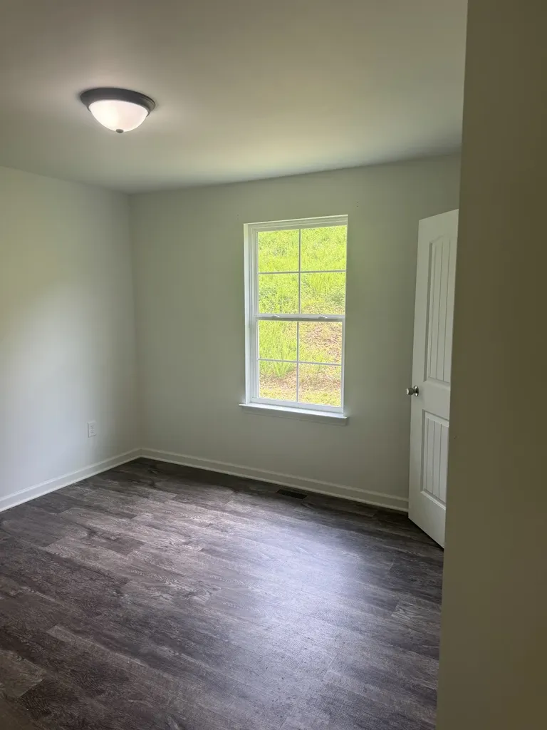 2075 Collier Road Lewisburg TN 37091