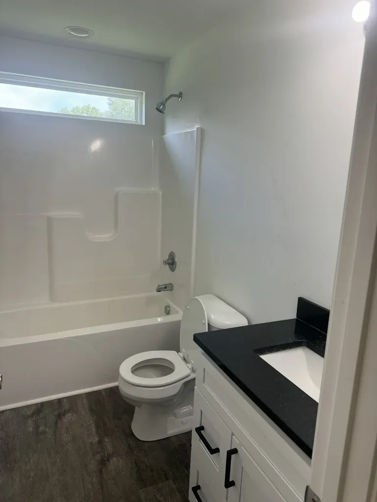 2075 Collier Road Lewisburg TN 37091