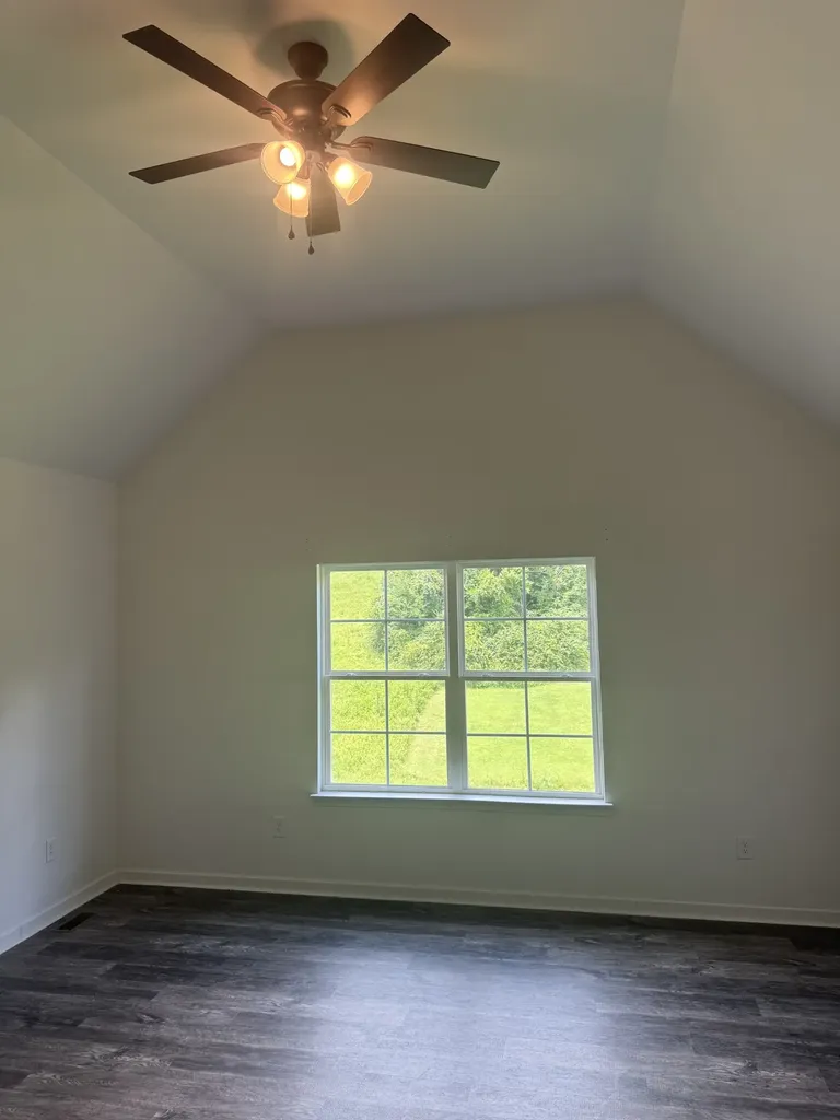 2075 Collier Road Lewisburg TN 37091