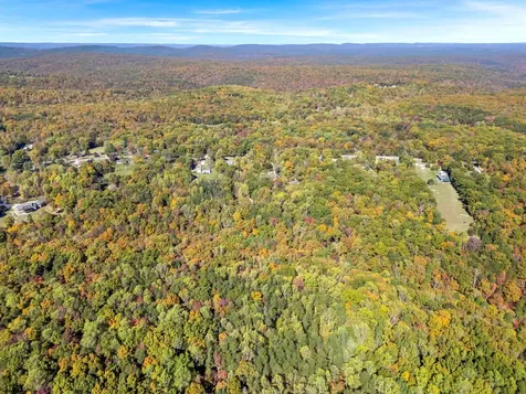 2424 Corral Road Signal Mountain TN 37377