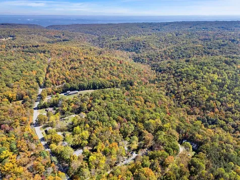 2424 Corral Road Signal Mountain TN 37377