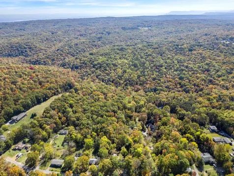 2424 Corral Road Signal Mountain TN 37377