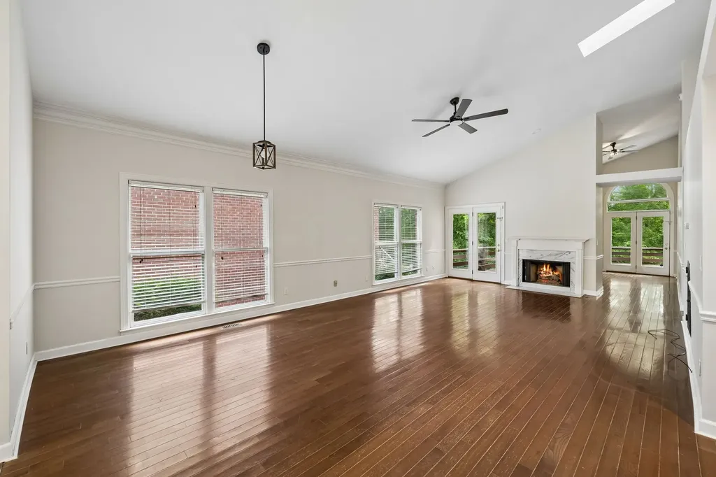 112 Chuzzlewit Down Brentwood TN 37027