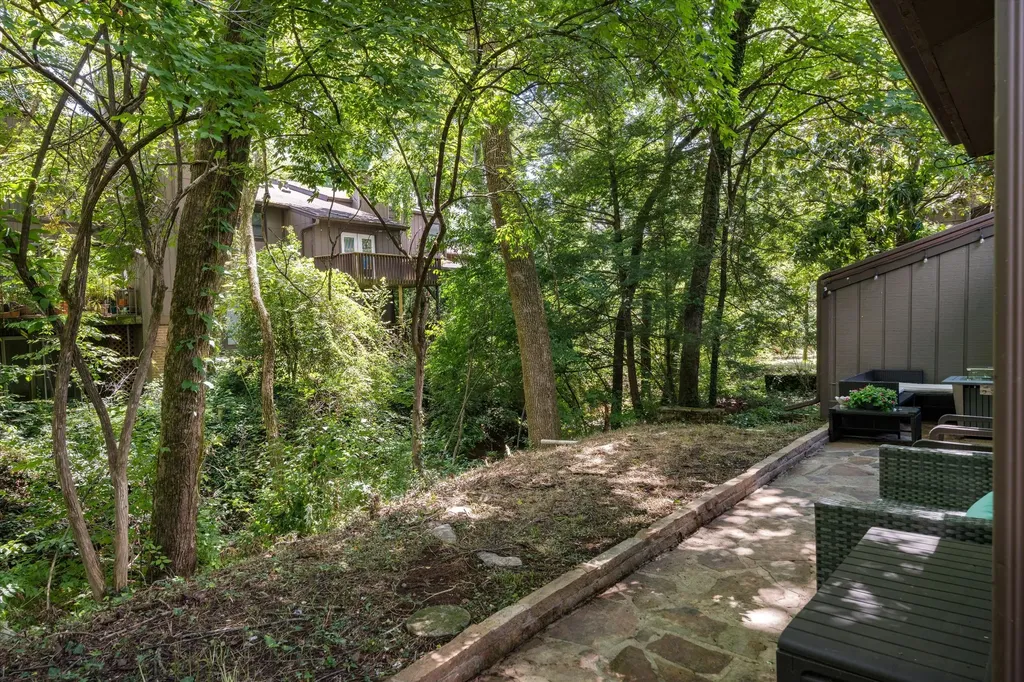 209 Pebble Brook Nashville TN 37221
