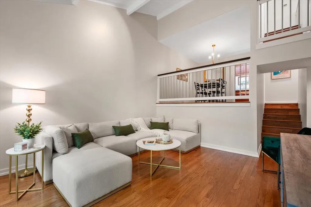 209 Pebble Brook Nashville TN 37221