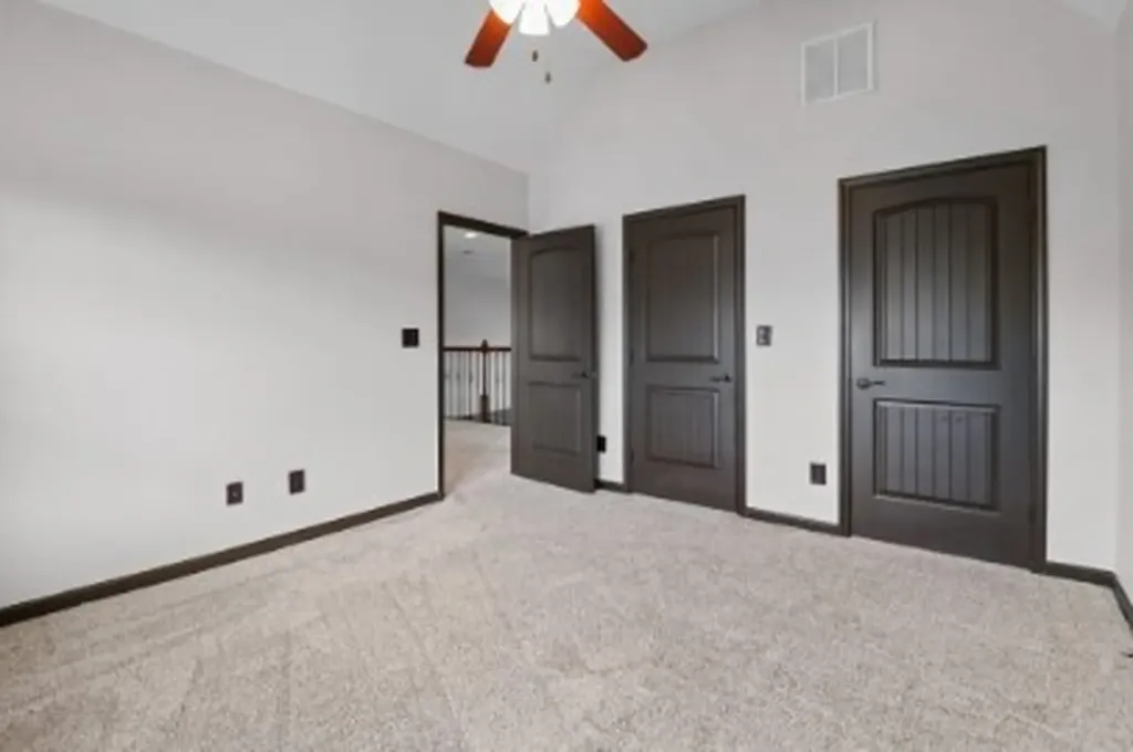869 E Accipiter Circle Clarksville TN 37043