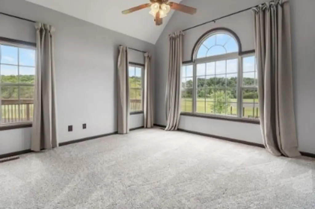 869 E Accipiter Circle Clarksville TN 37043