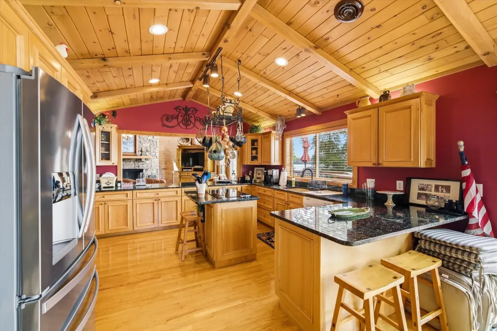 2114 Bridge View Drive Dandridge TN 37725