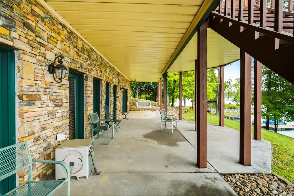 2114 Bridge View Drive Dandridge TN 37725