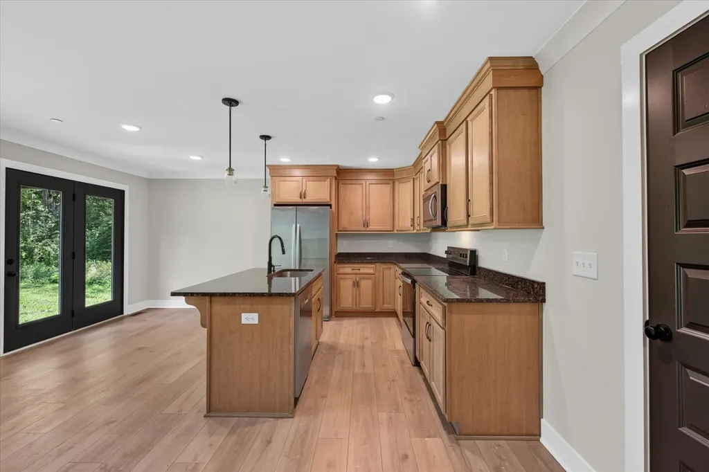 1088 Old Clarksville Pike Pleasant View TN 37146