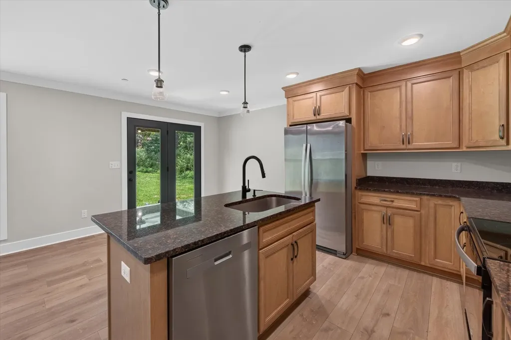 1088 Old Clarksville Pike Pleasant View TN 37146