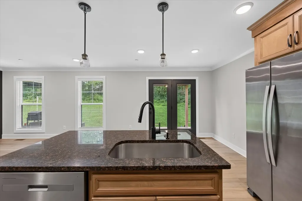 1088 Old Clarksville Pike Pleasant View TN 37146