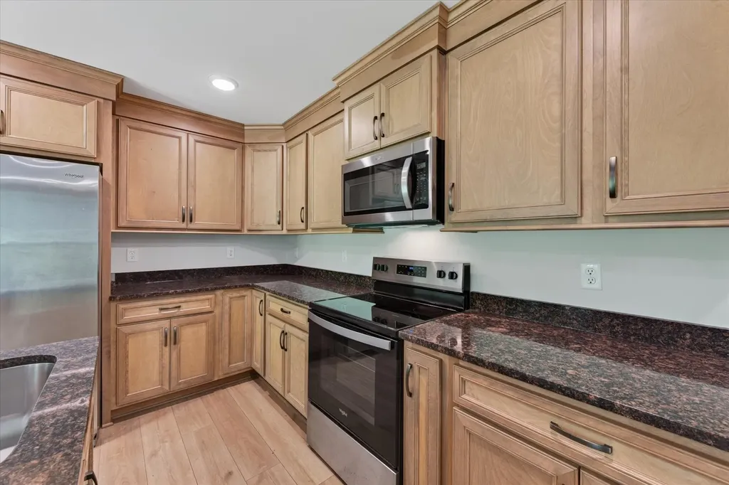 1088 Old Clarksville Pike Pleasant View TN 37146