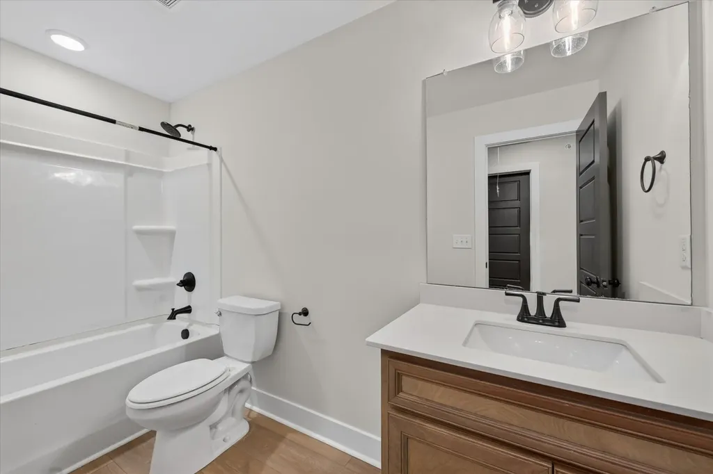 1088 Old Clarksville Pike Pleasant View TN 37146