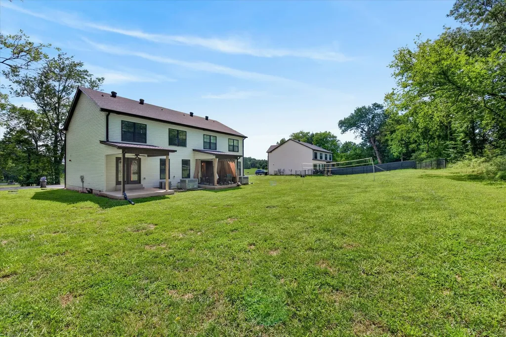 1088 Old Clarksville Pike Pleasant View TN 37146