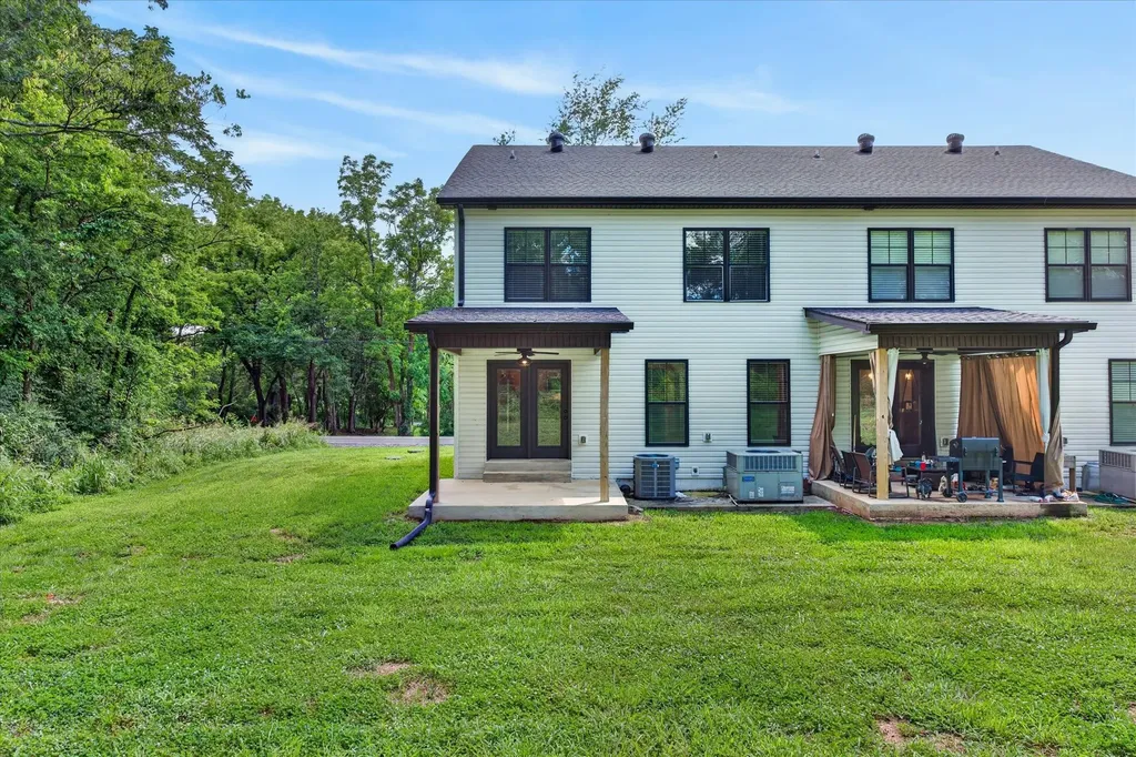 1088 Old Clarksville Pike Pleasant View TN 37146
