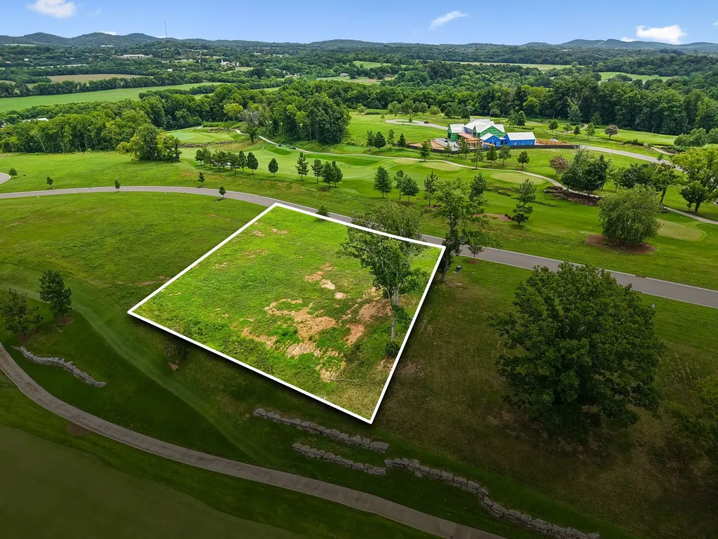 7588 Trident Ridge Road College Grove TN 37046
