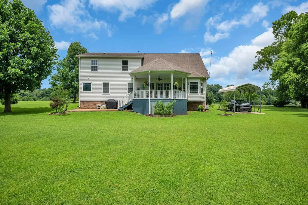 811 Hicks Road Dickson TN 37055