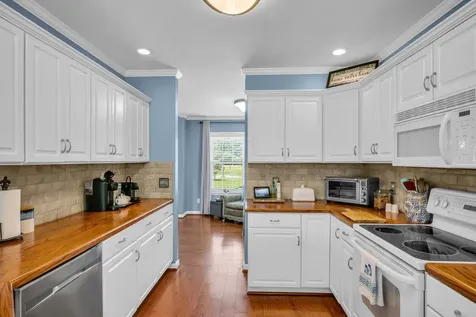 811 Hicks Road Dickson TN 37055