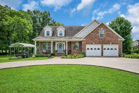 811 Hicks Road Dickson TN 37055