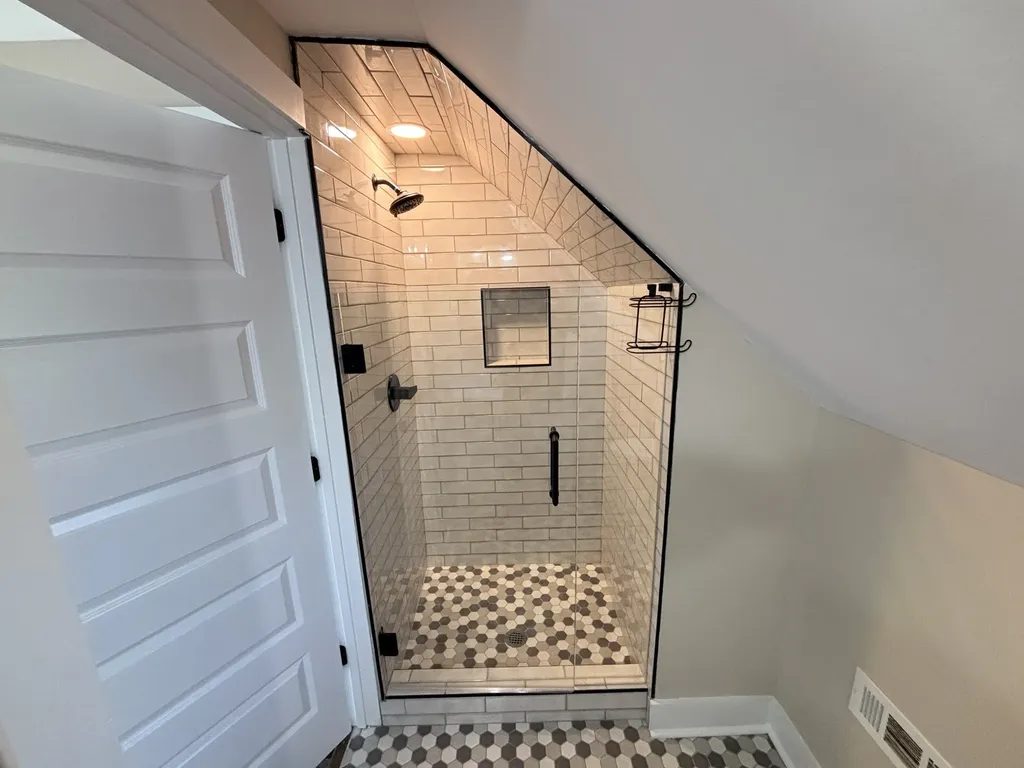 1529 21st Ave, N Nashville TN 37208