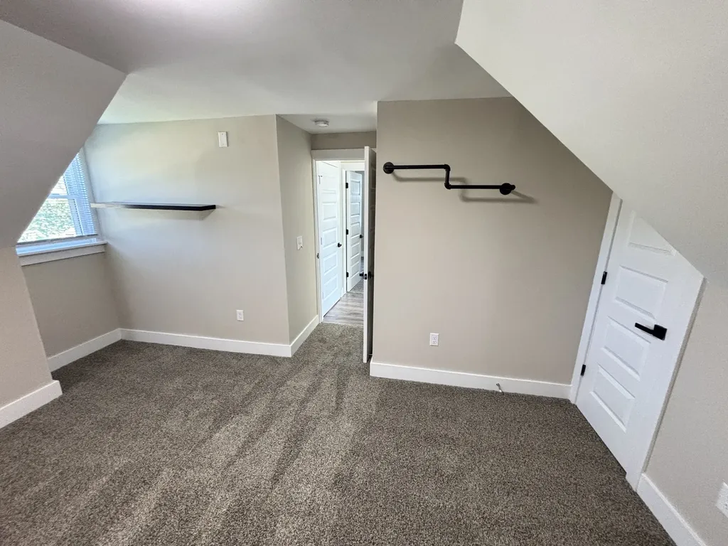 1529 21st Ave, N Nashville TN 37208