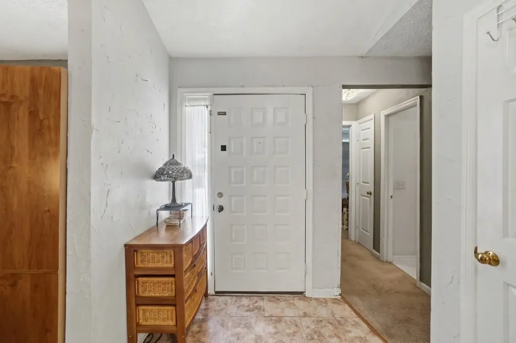 2560 Somerset Drive Nashville TN 37217