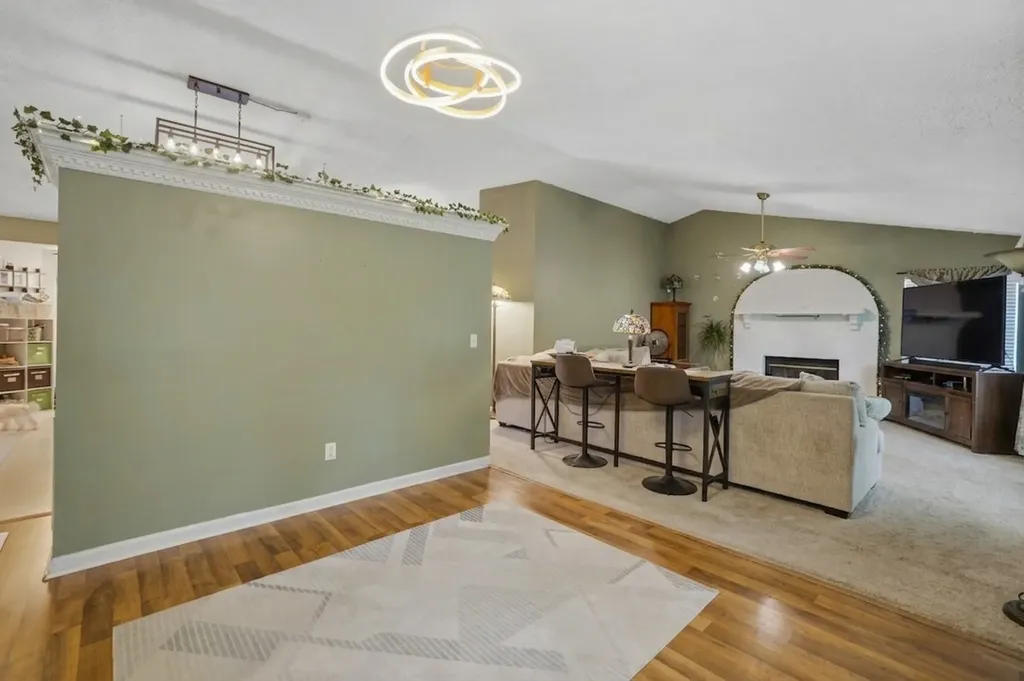2560 Somerset Drive Nashville TN 37217