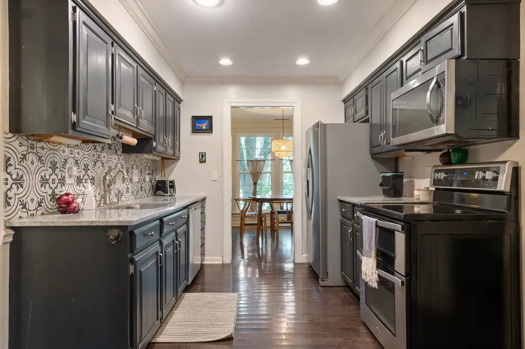 1702 Twin Oaks Court Franklin TN 37064