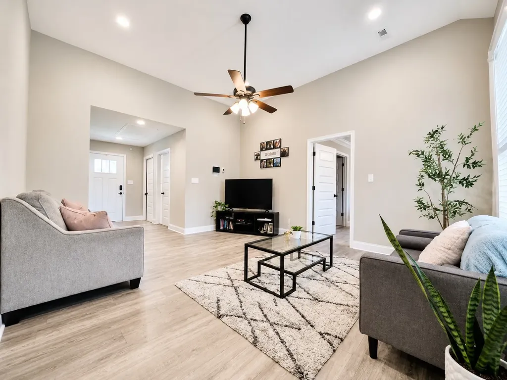 3047 Core Drive Clarksville TN 37040