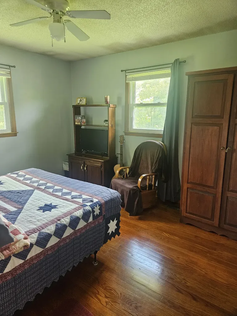 1490 S Long Creek Road Lafayette TN 37083